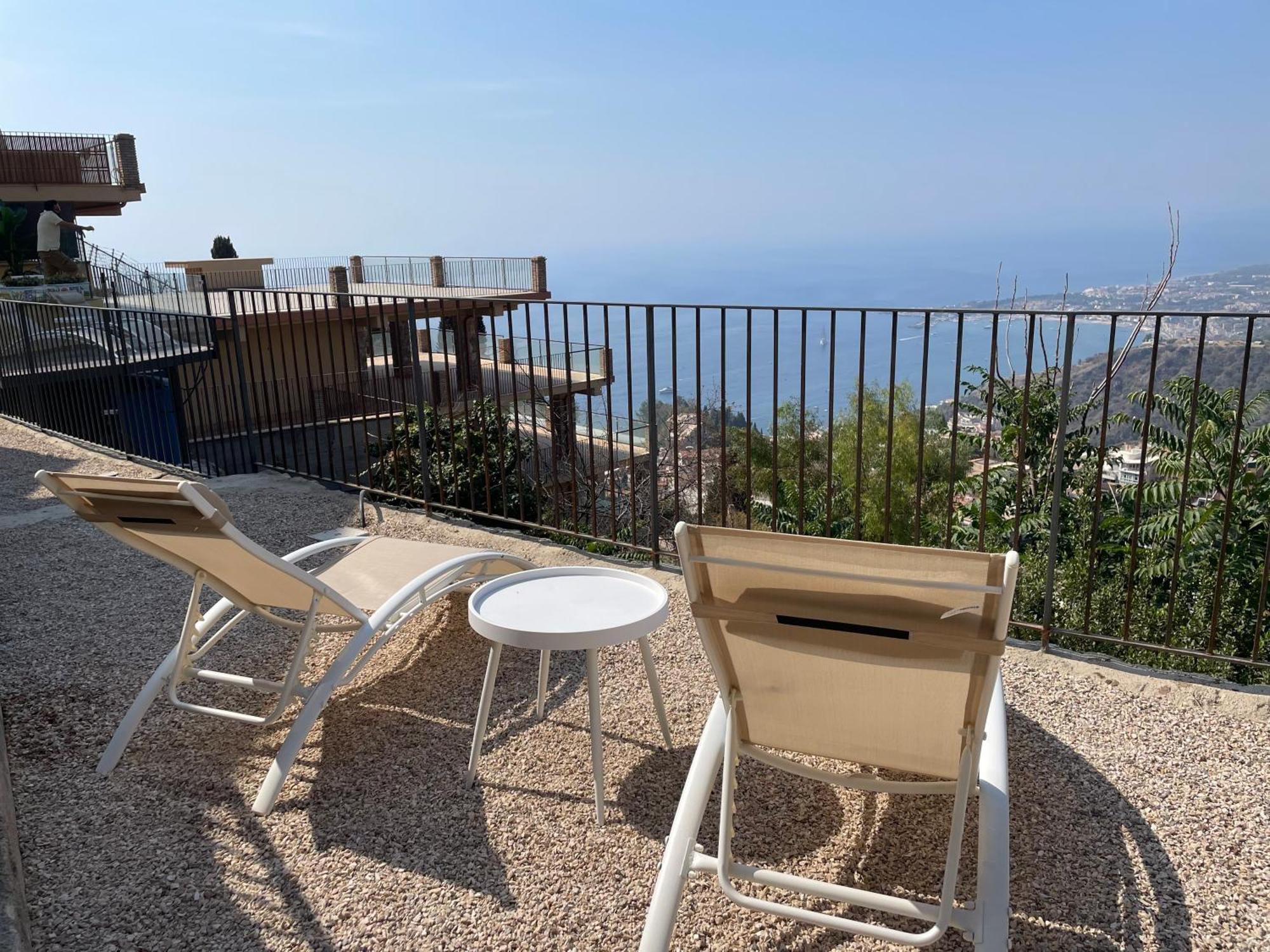 Villa Da Vinci Luxury Panoramic Apartments - Taormina Rooms Collection المظهر الخارجي الصورة