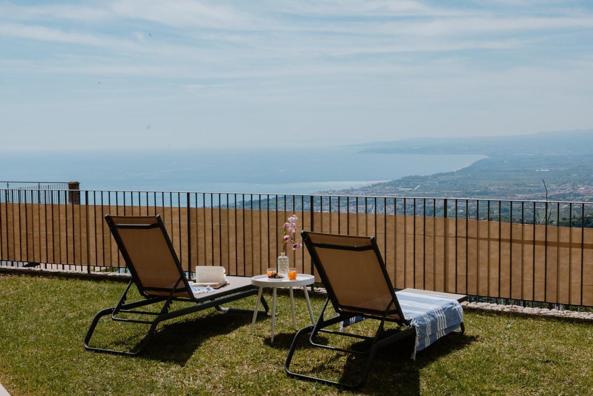 Villa Da Vinci Luxury Panoramic Apartments - Taormina Rooms Collection المظهر الخارجي الصورة