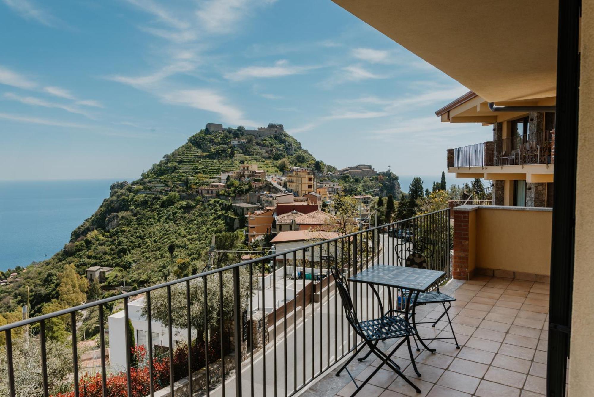 Villa Da Vinci Luxury Panoramic Apartments - Taormina Rooms Collection المظهر الخارجي الصورة